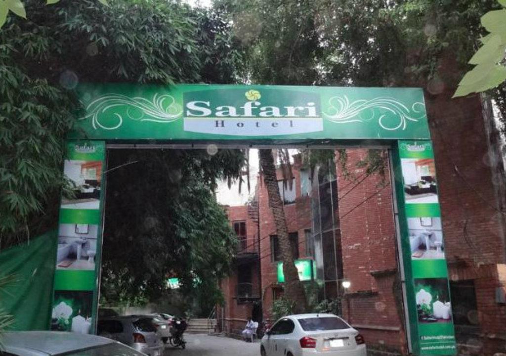 Safari Hotel Upper Mall Lahore Extérieur photo